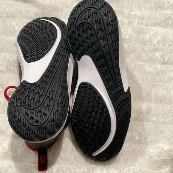 NIKE Boys Future Court 2 - Picture 7 of 7